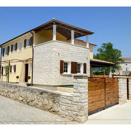 Ena